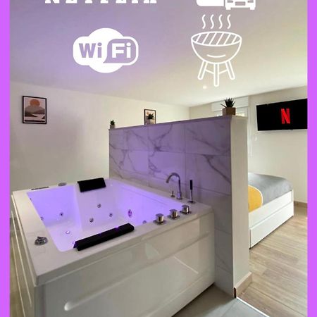 Loft Jardin Et Spa Bressuire Buitenkant foto