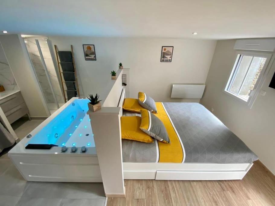 Loft Jardin Et Spa Bressuire Buitenkant foto